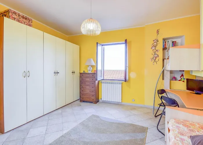 2 Bedroom Awesome In بيت للعطل