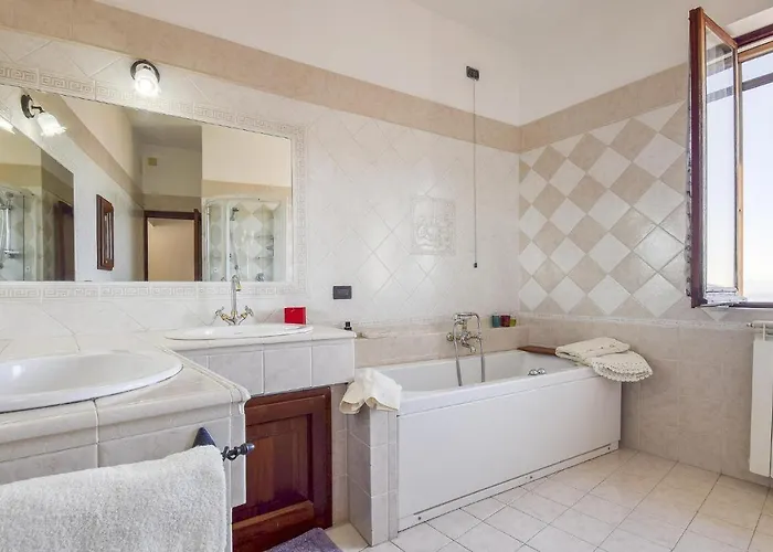 2 Bedroom Awesome In