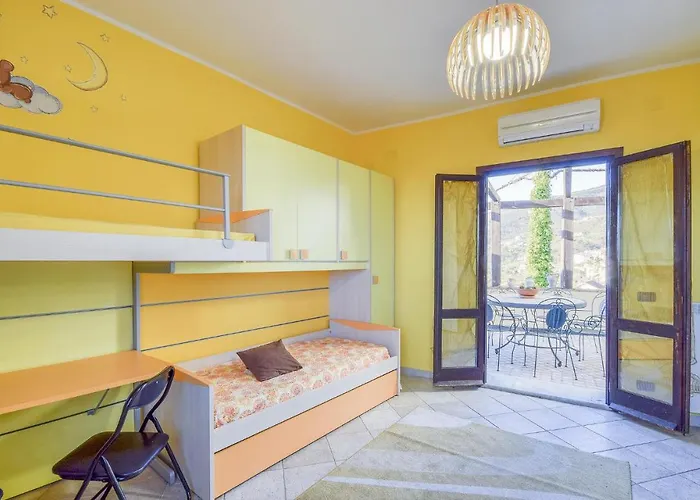 2 Bedroom Awesome In * 바도 리구레